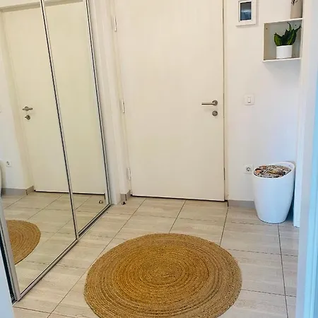 Vakantiehuis Spacious Family Near Bled - Modern & Cozy