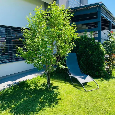 Ferienhaus Spacious Family Near Bled - Modern & Cozy *