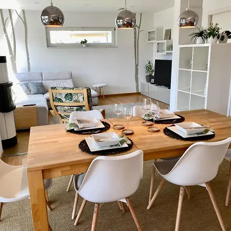 Ferienhaus Spacious Family Near Bled - Modern & Cozy