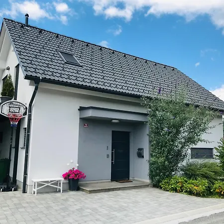 Spacious Family Near Bled - Modern & Cozy Ferienhaus Radovljica