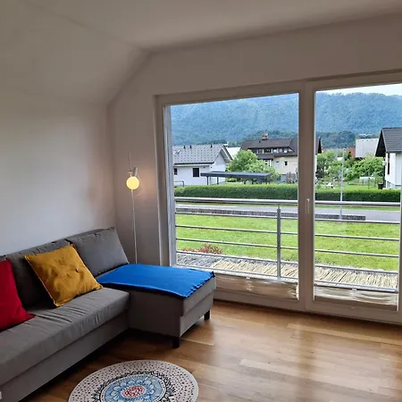 Ferienhaus Spacious Family Near Bled - Modern & Cozy *