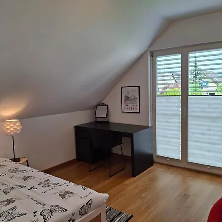 Vakantiehuis Spacious Family Near Bled - Modern & Cozy *